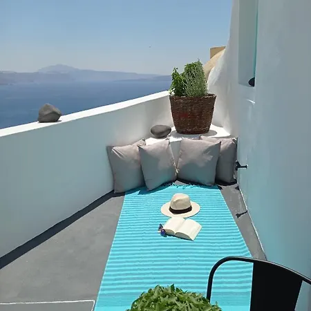 Blessed Blue Boutique Cave Suite Oia  Exterior photo